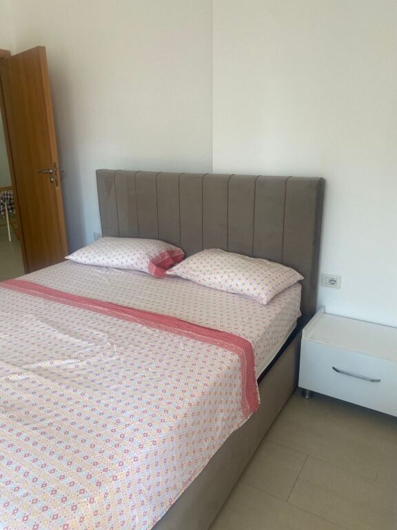 🏡 Apartament 1+1 me qera 📍Don Bosko💰Çmimi: 65.000 lekë/muaj ❗️i diskutueshëm