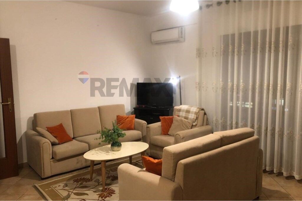 JEPET ME QIRA APARTAMENT 1+1 TEK KOMUNA E PARISIT!