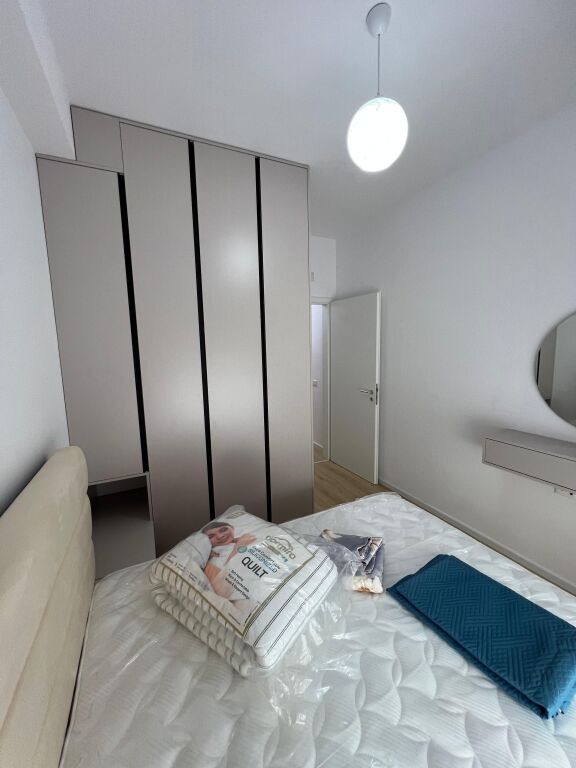 Apartament 1+1+P me qira