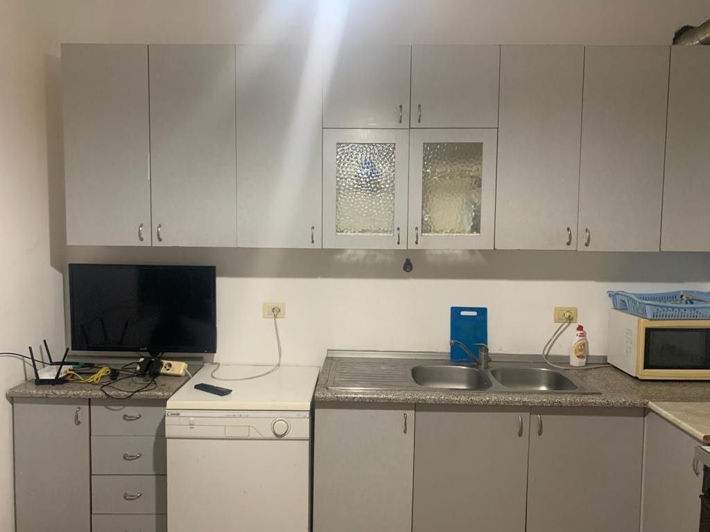 Affitto | Shtëpi private 2 + 1 | Spitali Amerikan 2 | 400 €/mese