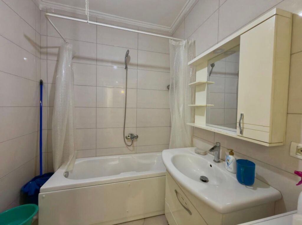 Apartment for rent Astir