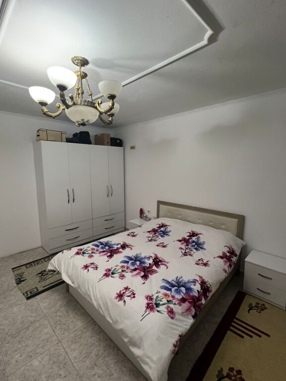 Qera | Shtëpi private 1 + 1 | Ali Demi | 350 €/muaj