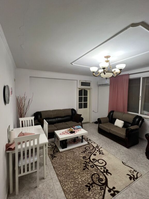 Qera | Shtëpi private 1 + 1 | Ali Demi | 350 €/muaj