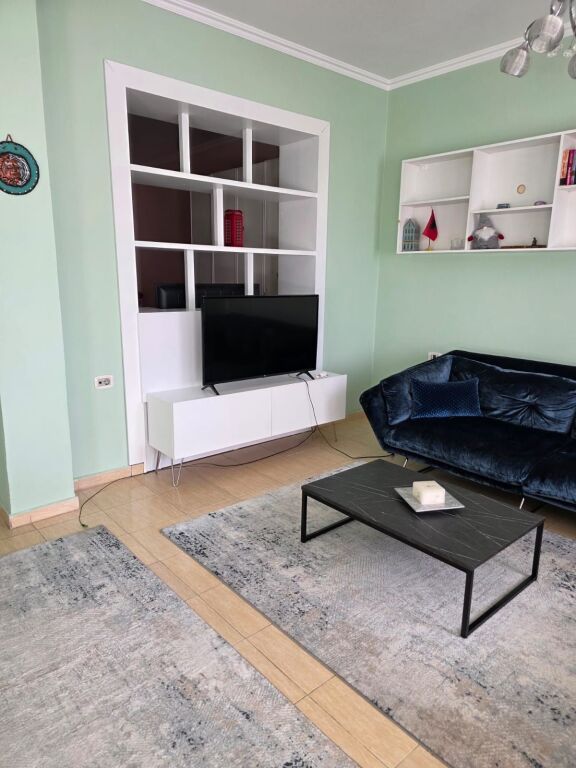🏡 Appartamento 2+1 in Affitto ad Ali Dem vicino al Vecchio Mercato Elettrico, 600 mila leke