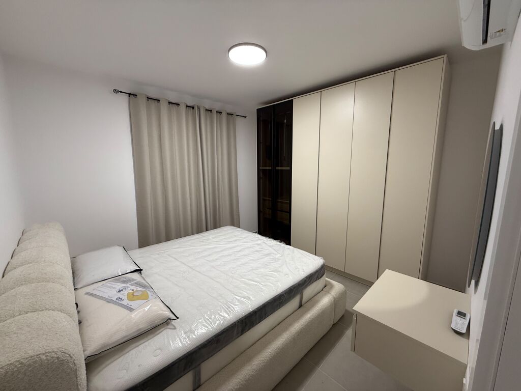 📣 SUPER Apartment 1+1 FOR SALE 📍 Jordan Misja Street, Near Ndregjoni Complex ✨  🏢 New Construction (2026) 🪜 3rd Floor (With Elevator) 📐 Gross Area 64.55 m2 📐 Net Area 57.63 m2 🛋️ Fully Furnished 📂 In Mortgage Process  💶 Price 145,000 Euro (Non-Negotiable) 🅿️ Possibility Also For Paid Parking Spot