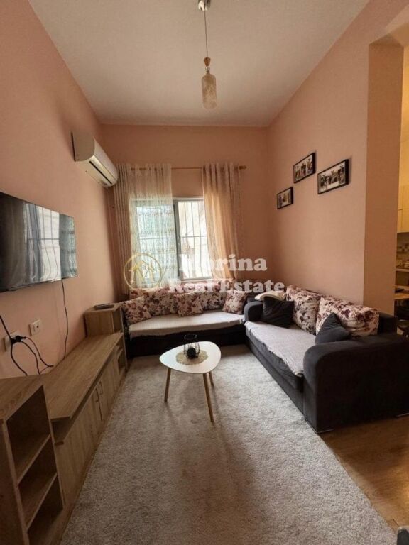Affitto | Apartament 2 + 1 | Fresku | 450 €/mese