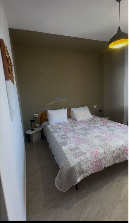 Durres, apartment 3+1+Balcony for rent, 8th floor, 138 m²