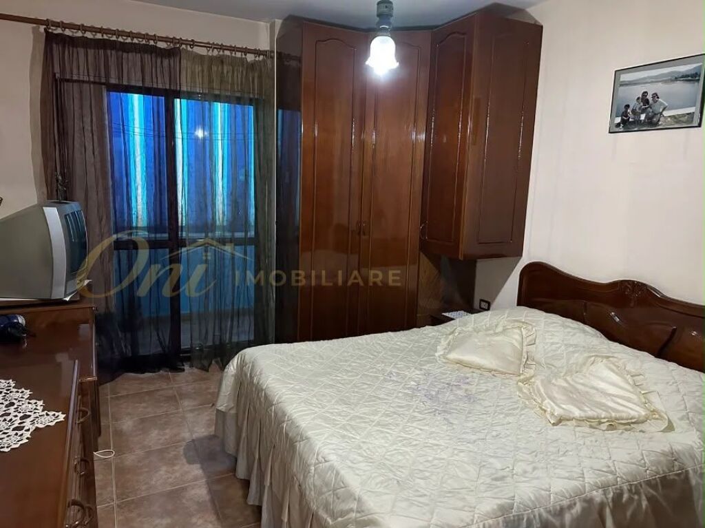 SHITET APARTAMENT 3+1+2, PALLATET AGIMI