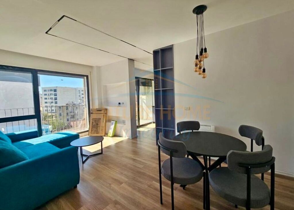 Qera, Apartament 2+1+2, Ish Tregu Elektrik, Tiranë.