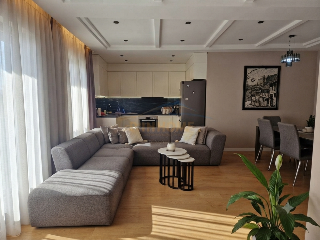 Qera, Apartament 3+1+2 , Rruga Sadik Petrela, Tirane