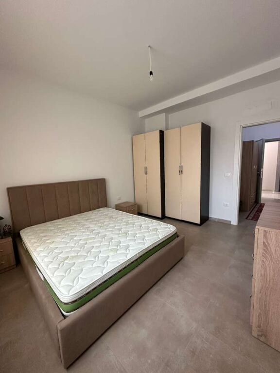 Apartament 1+1 per Qira, Fusha Aviacionit