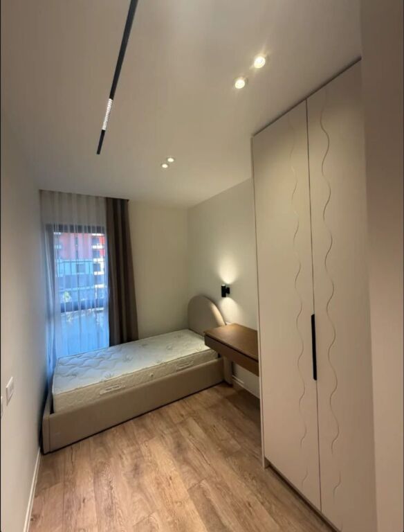 Jepet me qira apartament 3+1