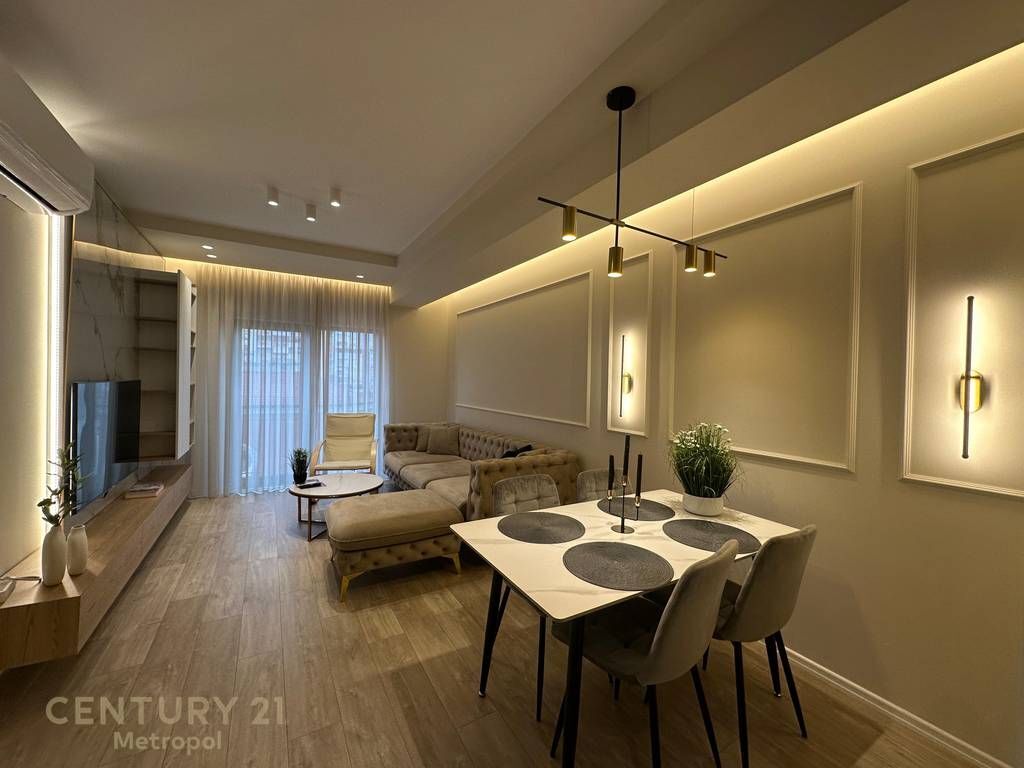 FOR RENT APARTMENT 2+1+2, KAVAJËS STREET!