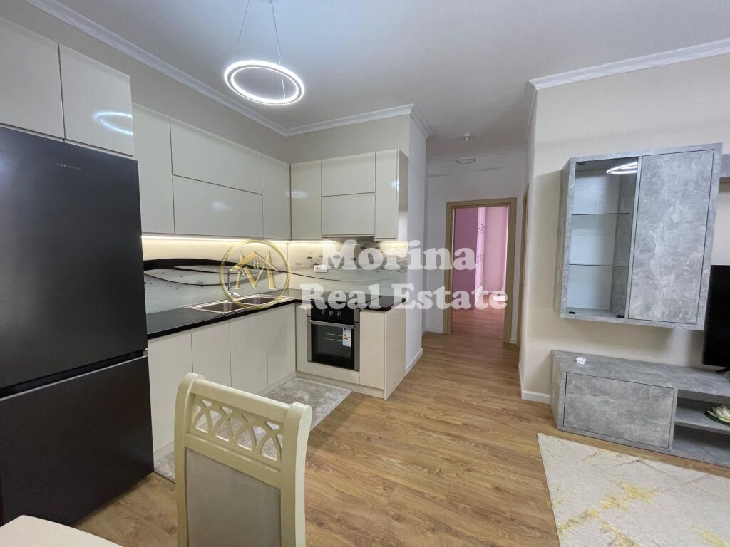 Qera | Apartament 2 + 1 | Rruga e Elbasanit | 800 €/muaj