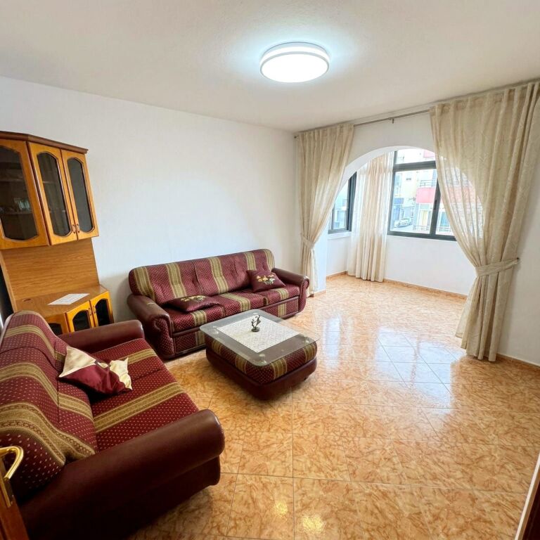 Affitto | Apartament 1 + 1 | Sheshi Kinostudio | 400 €/mese