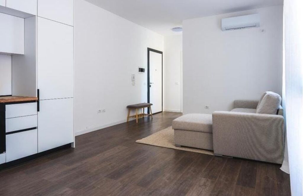1+1 apartment for sale near Siri Kodra street.