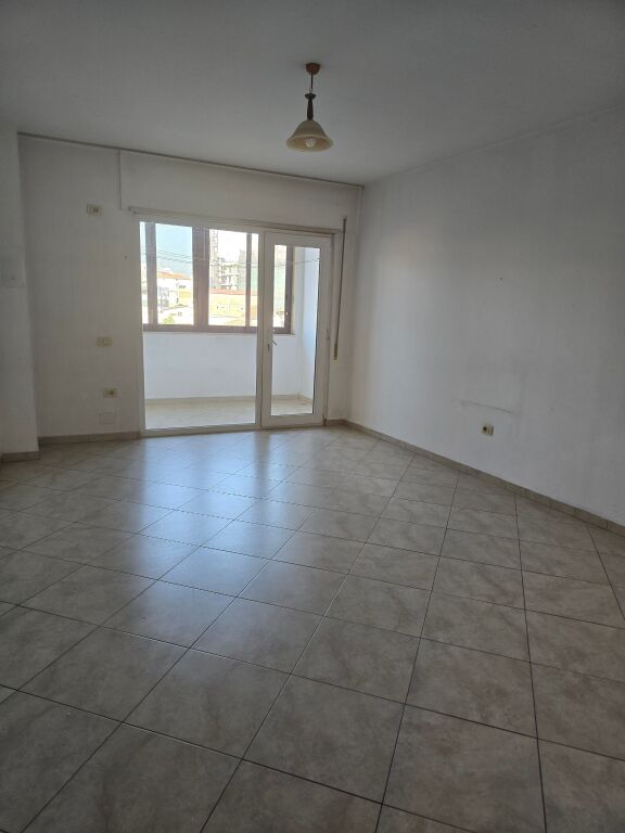 Apartment 2+1+3+garage