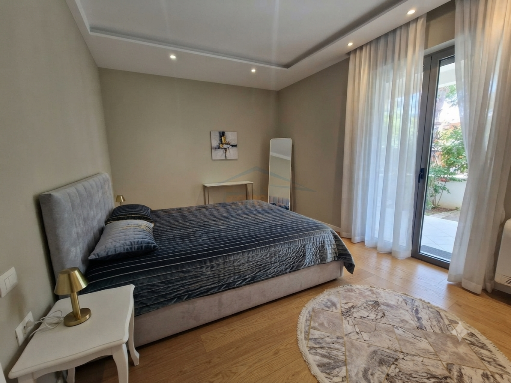 Qera, Apartament 3+1+2 , Rruga Sadik Petrela, Tirane