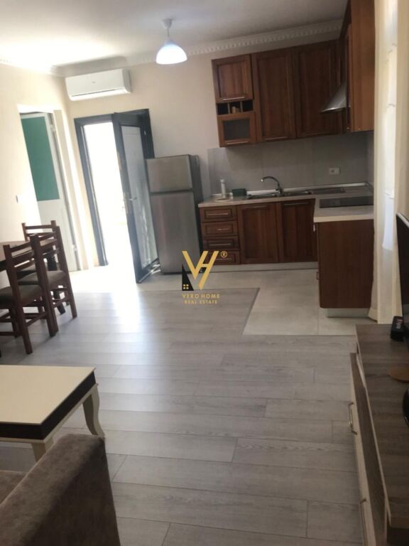 JEPET APARTAMENT 1+1+OBORR ME QIRA NE ALI DEM 50.000 LEKE