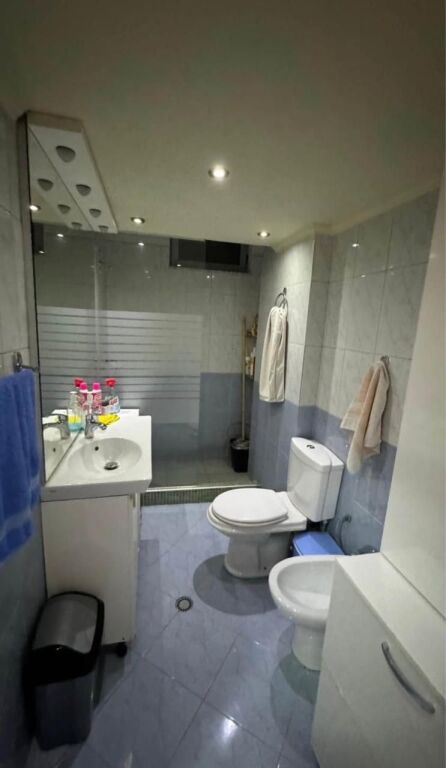 🏡 Appartamento 2+1 in Affitto ad Astir, 500 mila lek