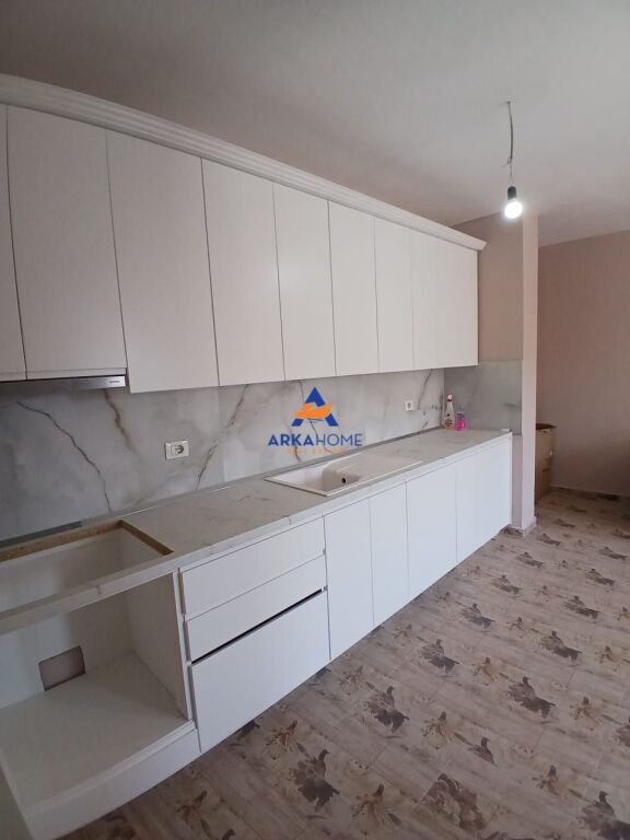 JEPET ME QIRA APARTAMENT 2+1+BALLKON "DON BOSKO" 50.000 LEKE
