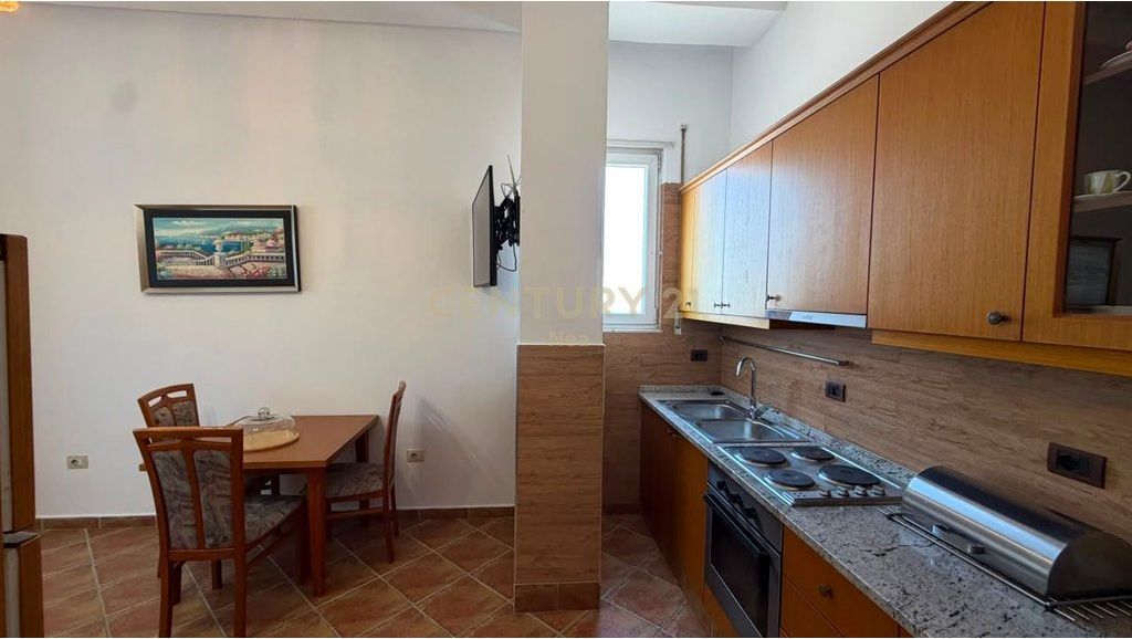 APARTAMENT 1+1 ME QIRA TE BLLOKU I AMBASADAVE