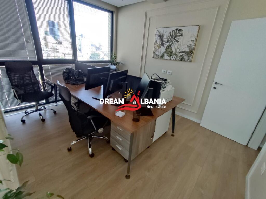 Appartamento 2+1 in affitto in via Mine Peza presso la Golden Tower ! ( ID 42215496 )