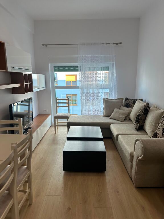Jepet me Qera Apartament 2+1 – Rezidenca Kadiu, Ali Demi