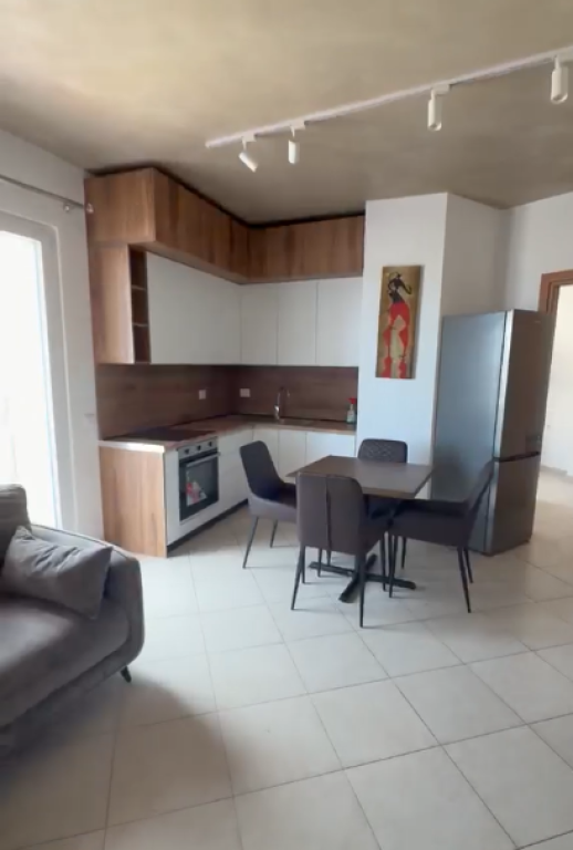 APARTAMENT ME QERA 1+1 ASTIR 800 EURO FH-82354