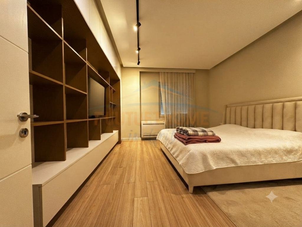 For sale, Apartment 3+1+2, Dry Lake, Tirana.