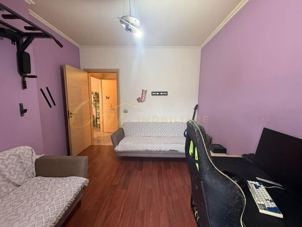 SHITET APARTAMENT 2+1+2, RRUGA E DIBRES