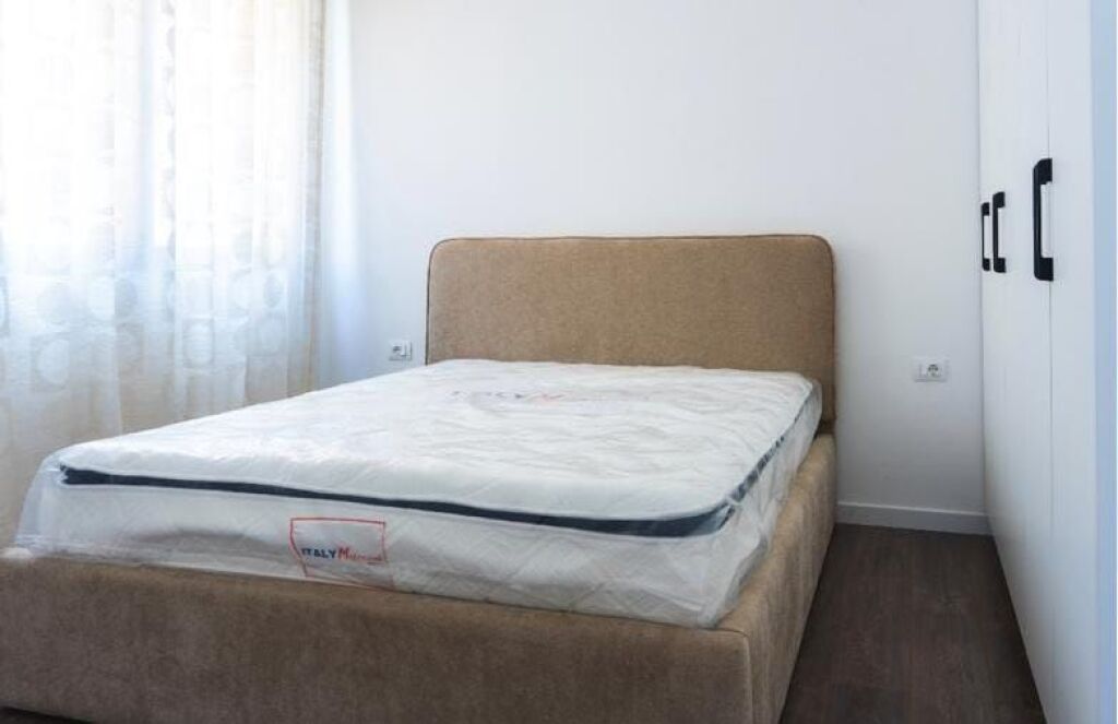 1+1 apartment for sale near Siri Kodra street.