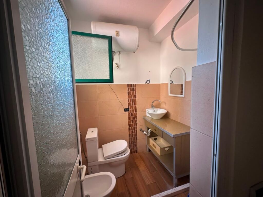 SHITET APARTAMENT 1+1 tek ISH BLLOKU