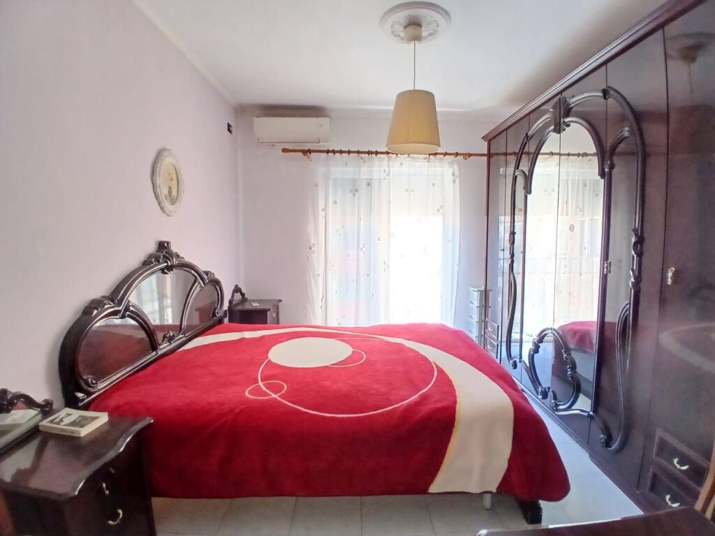 Jepet Me Qera Apartament 1+1+1 Ballkon