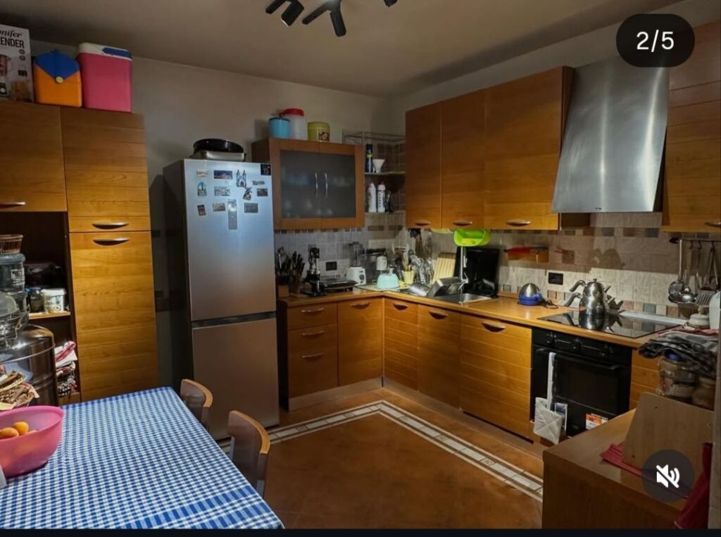 Apartament 2+1 në qendër Tiranë