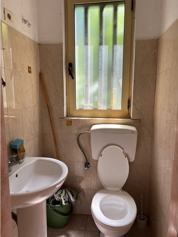 Rent,Business premises,Myslym Shyri