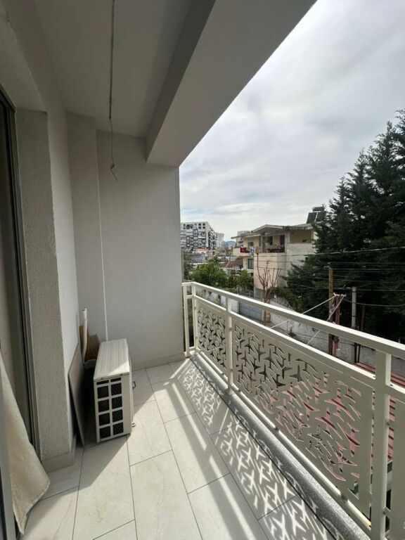 Apartament 1+1 per Qira, Fusha Aviacionit