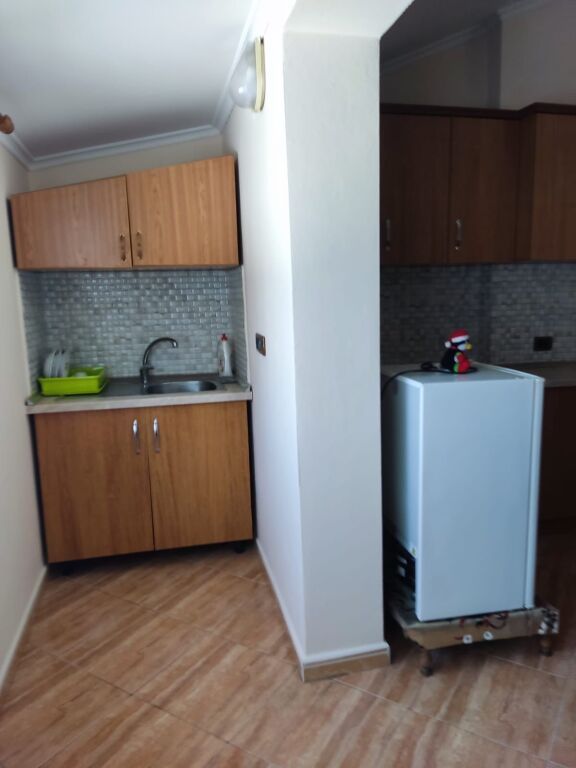 Apartament 1+1 per qera Siri Kodra !