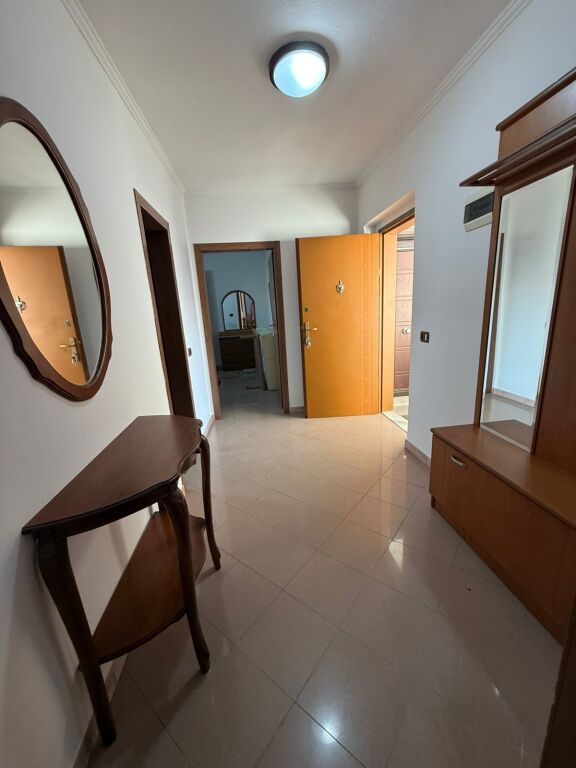 📍Rruga Bardhyl Jepet Apartament 1+1 Me Qera