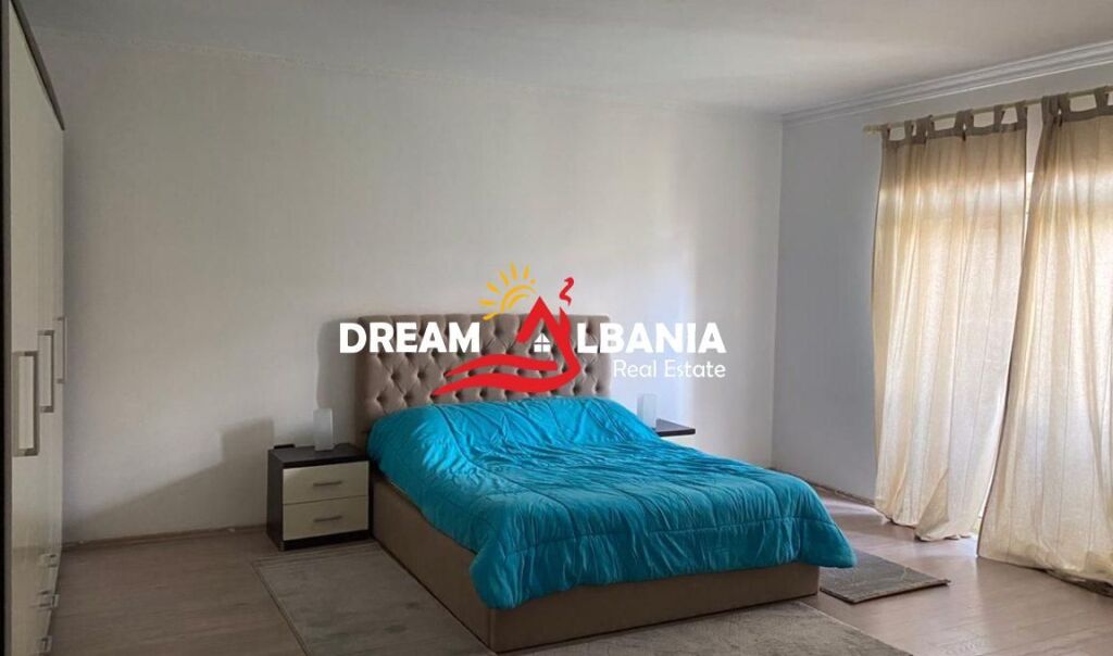 Apartamente 2+1 me qera ne rrugen e Bogdaneve prane Qendres ne Tirane (ID 4221928 )