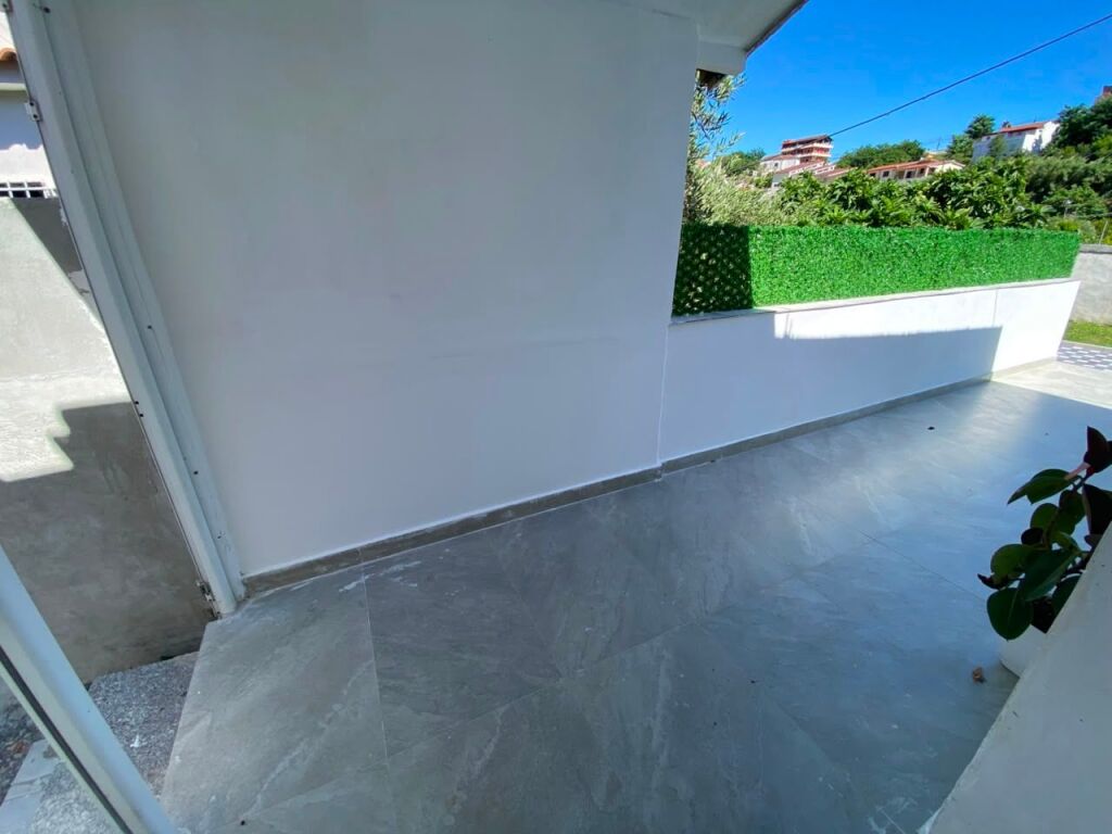 Shtepi Private afer Qendres, Durres!