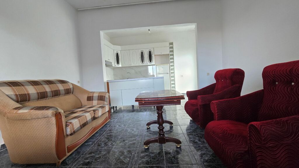 Affitto | Shtëpi private 2 + 1 | Kompleksi Grand | 450 €/mese