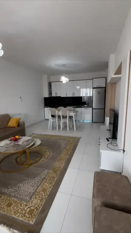 Jepet me qira apartament 1+1 – Tek Rrethrrotullimi i Paskuqanit