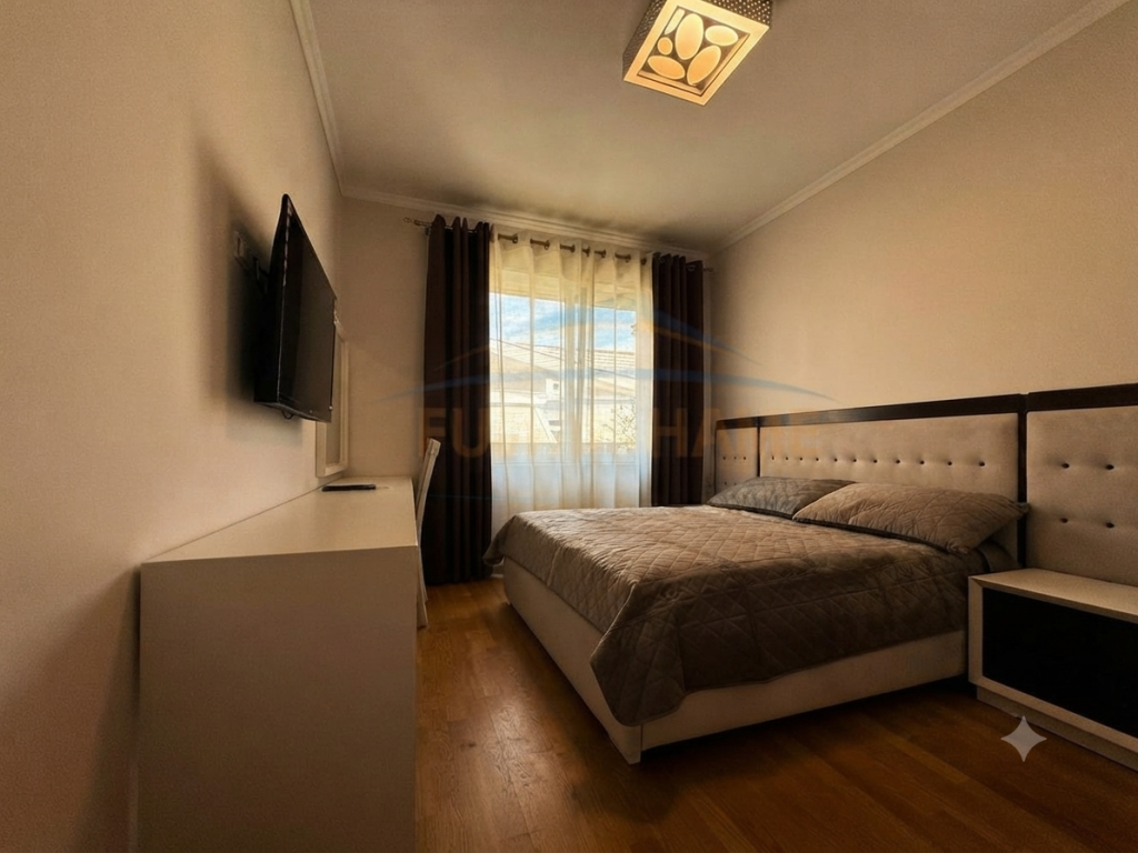 Shitet, Apartament 3+1+2 + Post Parkimi, Rruga Eduard Mano, Kopshti Zoologjik