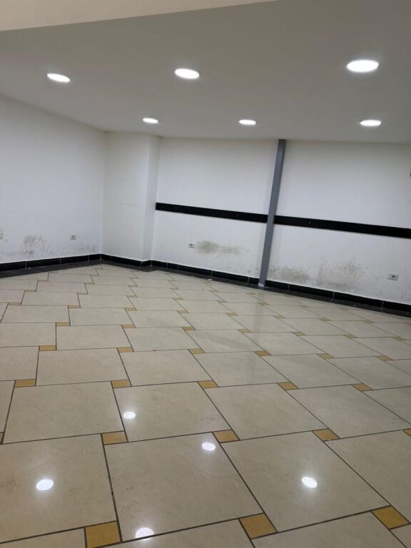 Duplex for rent for business premises on Barrikadave Street 3 minutes from the center