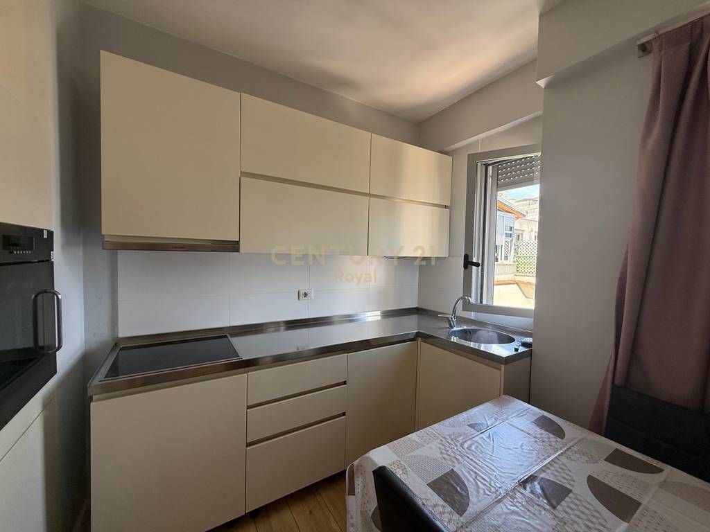 JEPET ME QIRA APARTAMENT 1+1 TE KOMPLEKSI HALILI