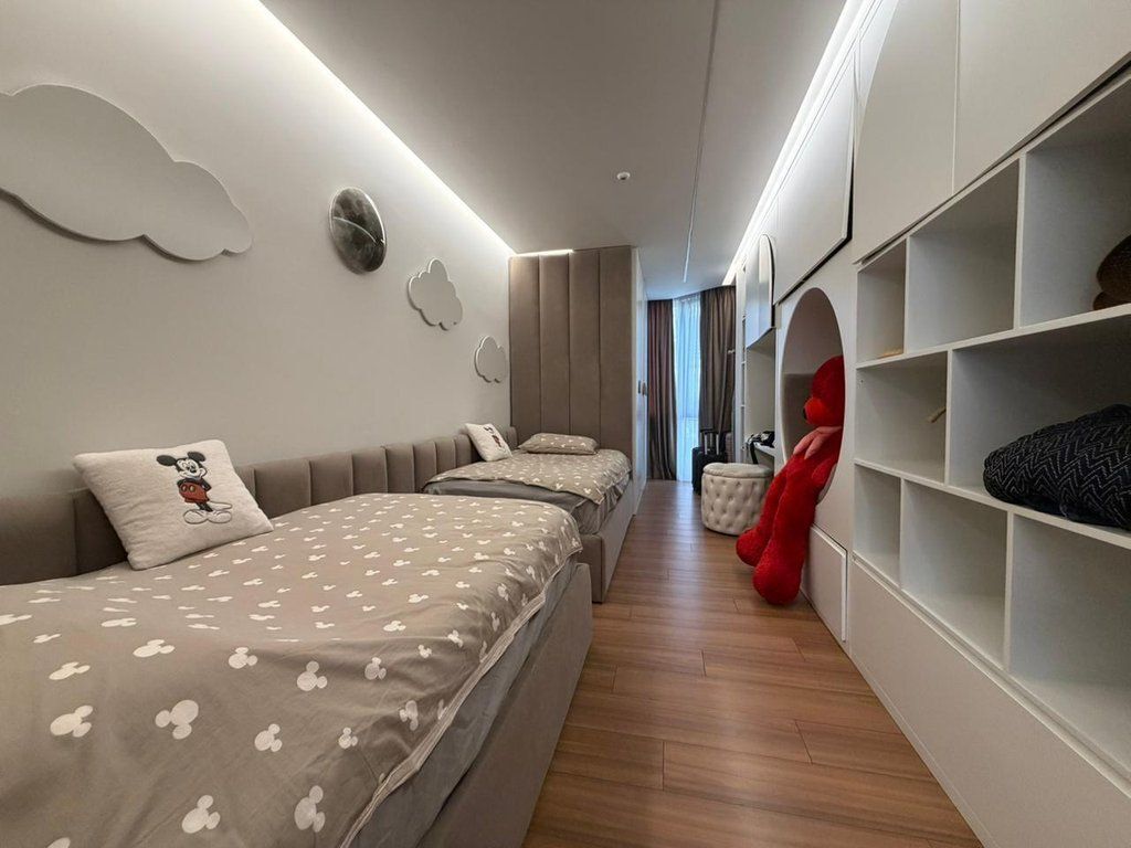 Shitet, Apartament 2+1+2, Rruga e Kavajes, Tiranë
