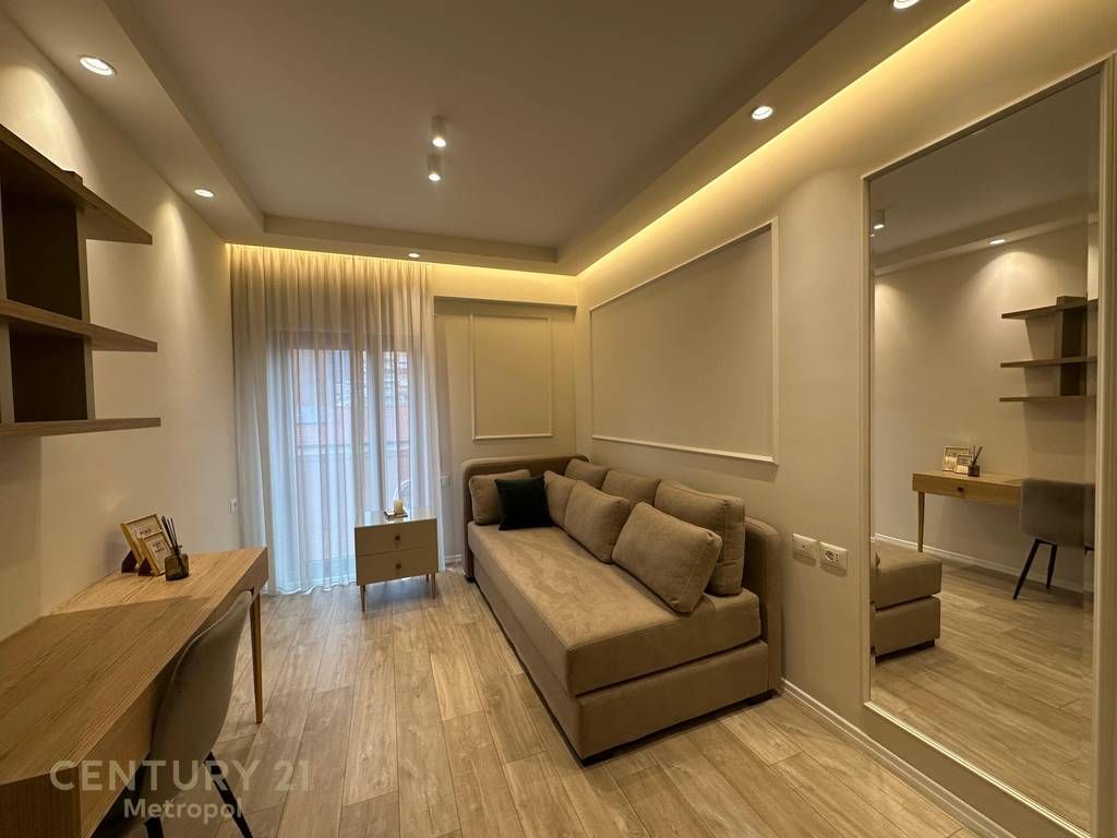 FOR RENT APARTMENT 2+1+2, KAVAJËS STREET!