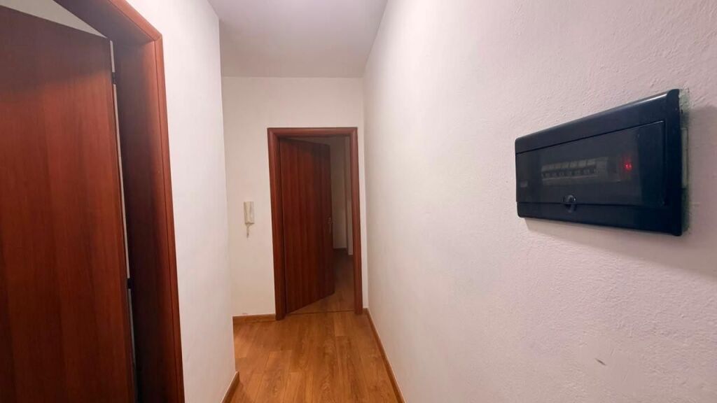 1+1, dry lake by the road, 160 thousand euros