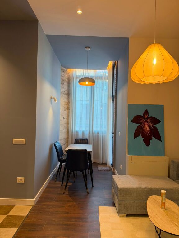 🏡 APARTAMENT 1+1 ME QIRA – TEK 9 KATËSHET